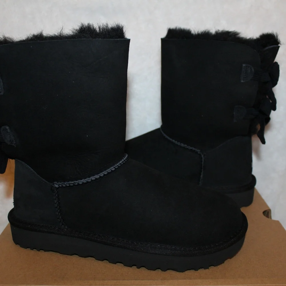 UGG corduroy ribbon